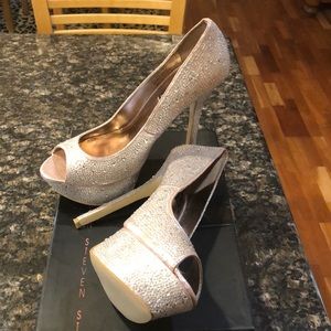 Steve Madden Platform Heels